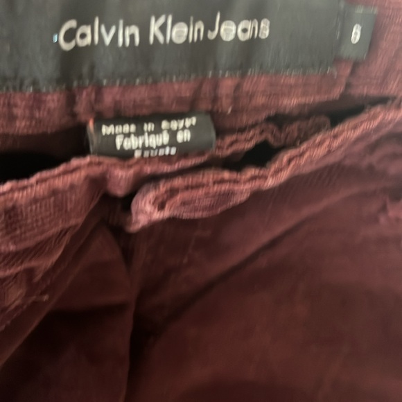 2 Pairs of Corderoy Jeans,  Maroon Calvin Klein and Navy Banana Republic. - Picture 4 of 7